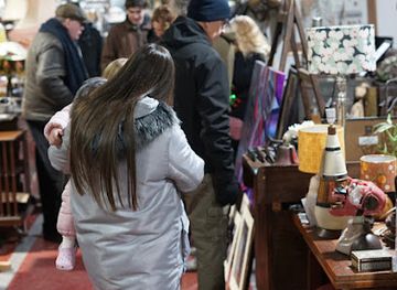 united-kingdom/cardiff/shop/dandy-gallery-retro-vintage-antique-shop-cardiff