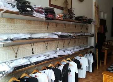 laos/plain-of-jars/shop/lalao