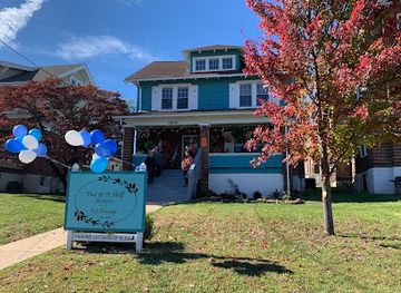 north-carolina/roanoke-region/shop/two-a-half-sisters