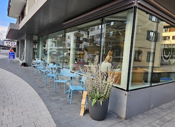 switzerland/klosters/shop/room-concept-store-cafe-klosters