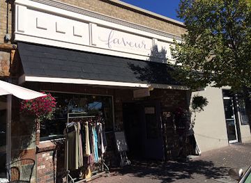 oregon/bend/shop/faveur-eclectic-unique-boutique