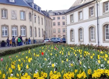 luxembourg/echternach-lake/shop/side-lane-bekleidungsshop-echternach