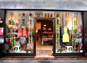 germany/cologne/sulz/shop/anziehend-different-second-hand-store