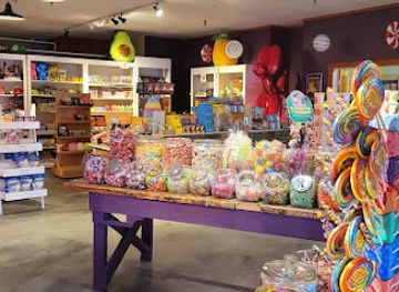 vermont/quechee-gorge/shop/the-sweet-spot-candy-shoppe