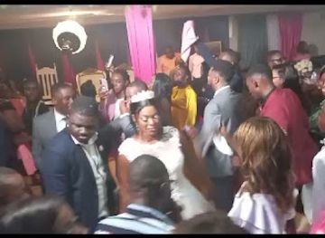 gabon/coastal-plains/shop/gabon-media-time