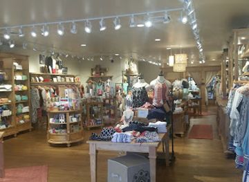 connecticut/west-hartford/shop/francesca-s