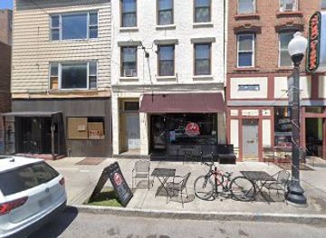 new-york/albany/lark-street/shop/happie-collective