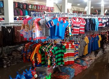 guyana/lethem/shop/loja-vermelha