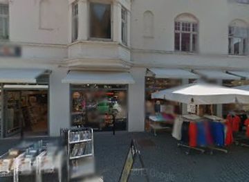 denmark/hillerod/shop/gine