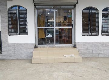 cameroon/limbe/shop/ediroy-luxxure-fashion-house