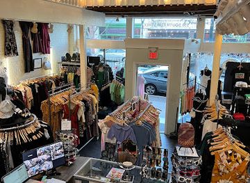 north-carolina/greensboro/shop/vintage-to-vogue-boutique