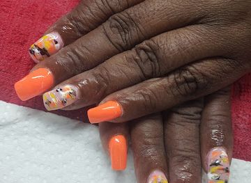 grenada/morne-rouge-beach/shop/walk-in-closet-beauty-parlor