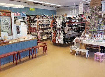 sweden/dalarna/shop/grannas-a-olssons-hemslojd-ab