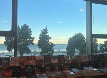 argentina/puerto-madryn/shop/boutique-del-libro-en-portal-de-madryn