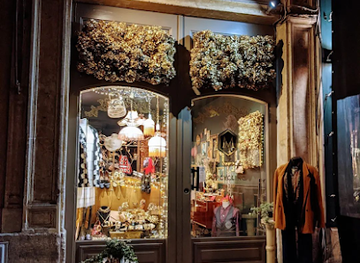 france/rouen/quartier-saint-maclou/shop/maison-monroe