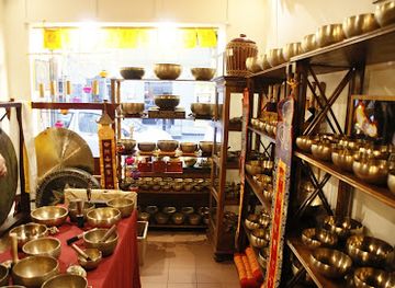 italy/turin/vanchiglia/shop/sanuk-di-paola-rescia