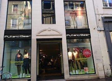 france/caen/shop/pull-et-bear