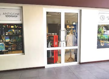 seychelles/praslin/shop/antigone-bookshop