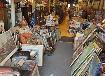 massachusetts/lowell/shop/antique-mall-of-lowell