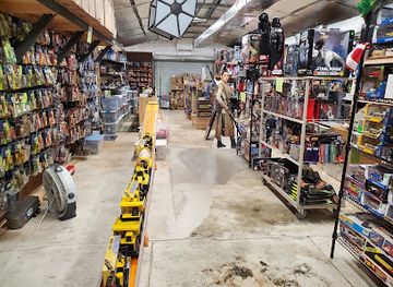 florida/honeymoon-island-state-park/shop/bear-haven-land-company-vintage-toys