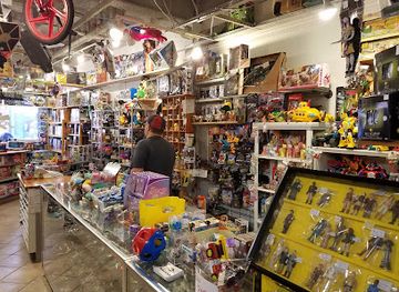 delaware/rehoboth-beach/shop/yesterdays-fun-vintage-toys-games