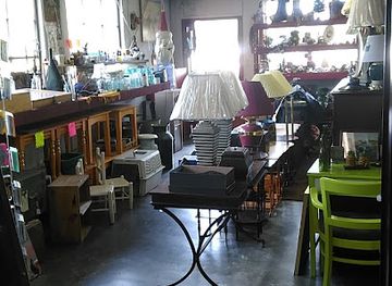 virginia/grayson-highlands-state-park/shop/better-homes