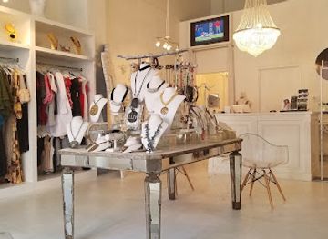 arkansas/little-rock/shop/luv-boutique