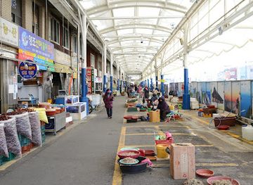 south-korea/yeosu-ocean-park/shop/gyodong-market