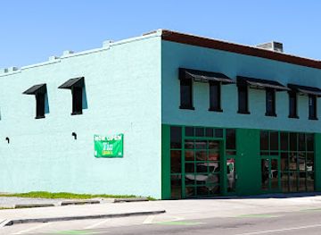 oklahoma/oklahoma-city-metropolitan-area/shop/tin-lizzie-s