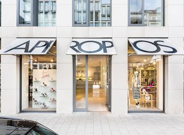 germany/dusseldorf/medienhafen/shop/apropos-the-concept-store