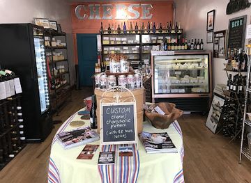 arizona/bisbee/shop/mile-high-muncheese