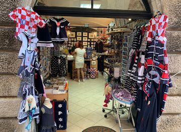 croatia/dubrovnik/shop/ventola-souvenir-shop