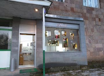 armenia/jermuk-waterfall/shop/alak