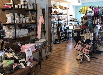 north-carolina/roanoke-region/shop/roanoke-island-market
