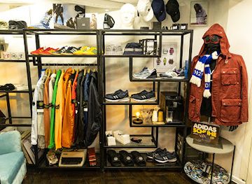 ukraine/ivano-frankivsk/shop/221b-store