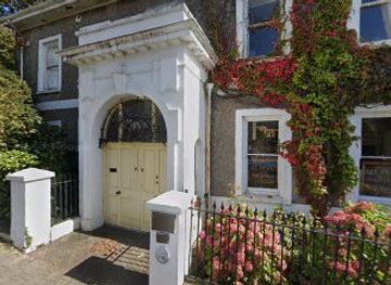 ireland/dingle-peninsula/shop/la-boheme