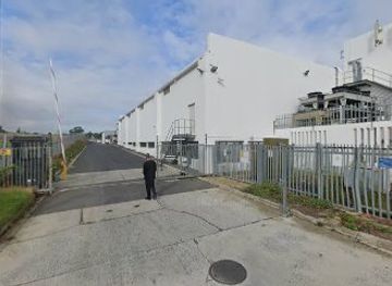 south-africa/cape-winelands/shop/out-of-the-blue-knysna-stellenbosch-square