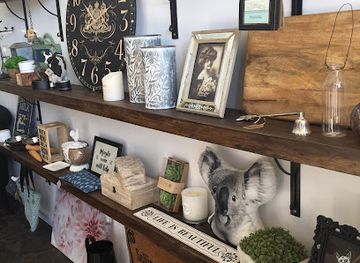 australia/gippsland/shop/little-fox-collectables