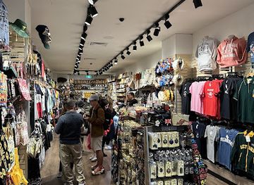 australia/melbourne/shop/souvenirs-on-swanston