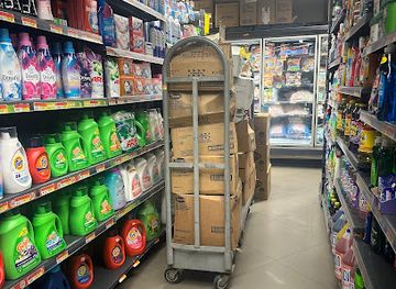 sint-maarten/cupecoy-beach/shop/carrefour-express-cupecoy