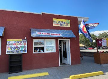 colorado/colorado-river-valley/shop/swift-river-ice-cream-t-shirts-gifts