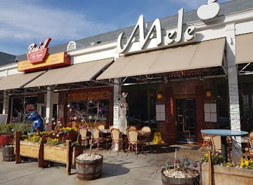 virginia/arlington/shop/colonial-village-shopping-center