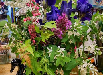 north-dakota/turtle-mountains/shop/turtle-mountain-floral-gifts