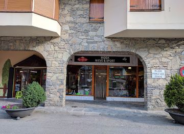 spain/ordesa-y-monte-perdido-national-park/shop/nieve-sport-nuria-farled