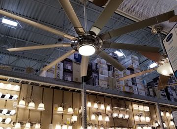 new-hampshire/rockingham-county/shop/stateline-shopping-center