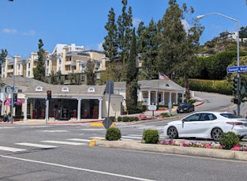 california/hollywood/sunset-strip/shop/sunset-plaza