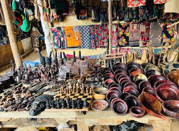 malawi/shire-valley/shop/area-4-arts-and-handicrafts-flea-market