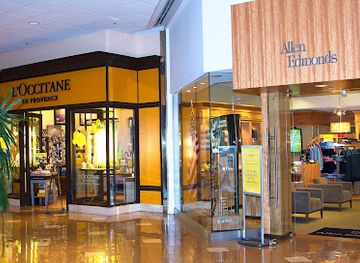 louisiana/lake-borgne/shop/canal-place