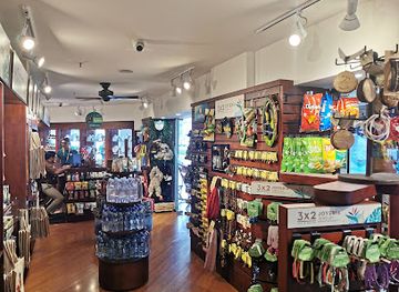 costa-rica/central-pacific/shop/britt-shop