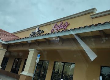 florida/fort-myers/shop/ives-curated-gifts